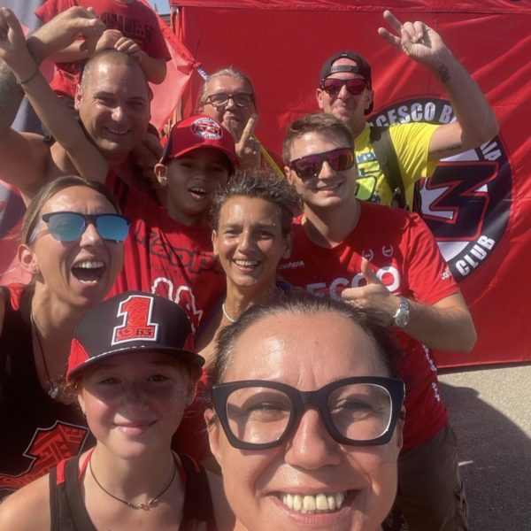 2023-misano-tifosi-amici-festa (6)